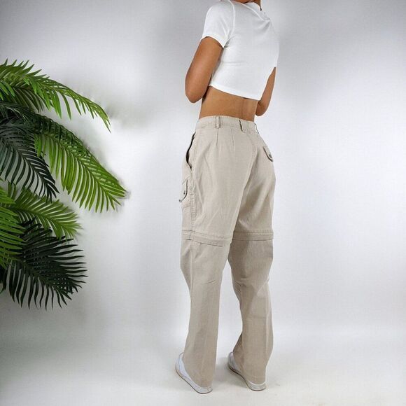 Vintage 90s Khaki Gorpcore Granola Girl Mid Rise Convertible Cargo Pants / 8 - Picture 2 of 6